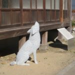 萩原朔太郎記念館に青白いふしあはせの犬