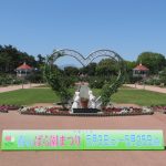 春のばら園まつりの準備が