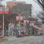 県庁前通りには歴代優勝チーム名の