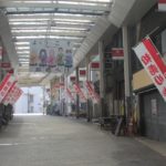 元日の中央通りアーケード